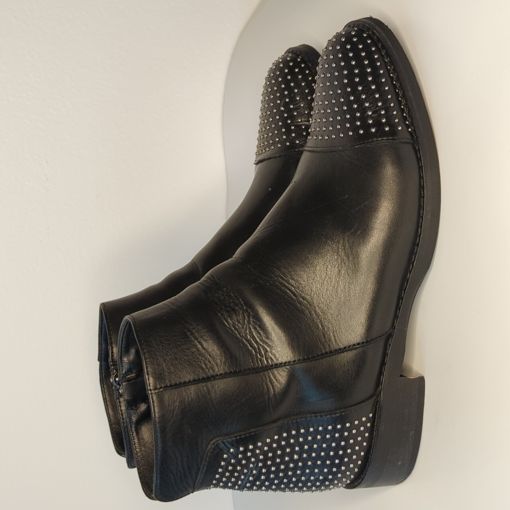 Stelle Monelle Women's Size 9 Ankle Boots Black Leather Metal Stud Nature Nero